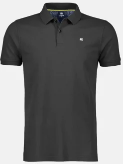 Basic herenpoloshirt in een klassieke pasvorm en piquékwaliteit